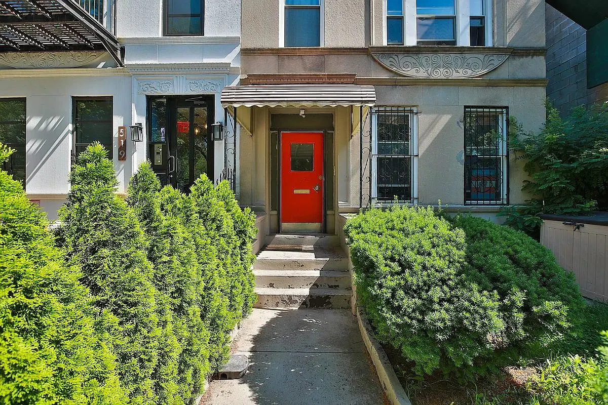 521 Eastern Pkwy, photo 1